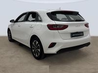 Usado Kia Ceed 101 CV (74 kW) 2024 Blanco Utilitario