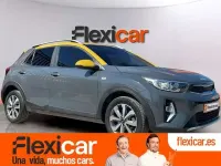 Usado Kia Stonic 101 CV (74 kW) 2022 Gris SUV