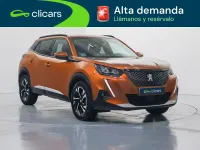 Usado Peugeot 2008 Allure 130 CV (95 kW) 2020 Naranja SUV