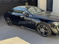 Usado Mercedes E220 194 CV (142 kW) 2018 Negro Coupe