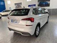 Usado Skoda Kamiq Ambition 110 CV (80 kW) 2021 Blanco SUV