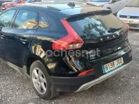 Usado Volvo V40 CC Momentum 120 CV (88 kW) 2015 Negro Familiar