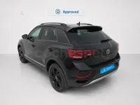 Usado VW T-Roc 116 CV (85 kW) 2025 Negro SUV