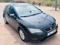 Usado Seat Leon Reference 105 CV (77 kW) 2013 Negro Berlina