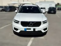 Usado Volvo XC40 Momentum 129 CV (94 kW) 2022 Blanco SUV