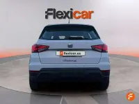 Usado Seat Arona Style 110 CV (80 kW) 2024 Blanco SUV