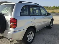 Usado Toyota RAV4 Luna 125 CV (91 kW) 2005 Gris SUV