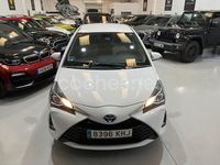 Usado Toyota Yaris Hybrid Advance 100 CV (73 kW) 2018 Blanco Berlina