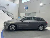 Usado Mercedes CLA200 Shooting Brake 150 CV (110 kW) 2020 Gris / plata Familiar