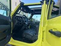 Usado Jeep Wrangler Rubicon 381 CV (280 kW) 2023 Amarillo SUV