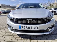 Usado Fiat Tipo Life 101 CV (74 kW) 2021 Gris / plata Berlina