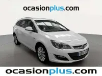 Usado Opel Astra Excellence 136 CV (100 kW) 2015 Blanco Familiar