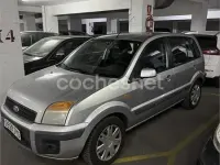Usado Ford Fusion Trend 68 CV (50 kW) 2006 Gris / plata Utilitario