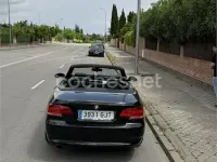 Käytetty BMW 320 Cabriolet 170 HP (125 kW) 2008 Musta Avoauto