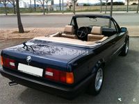 Usado BMW 318 Cabriolet 115 CV (84 kW) 1992 Azul Descapotable