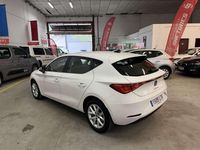 Usado Seat Leon Reference 116 CV (85 kW) 2021 Blanco Utilitario