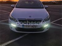 Usado Peugeot 308 Active 125 CV (91 kW) 2014 Blanco Berlina