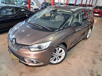 Usado Renault Grand Scénic IV Zen 130 CV (95 kW) 2017 Marrón Monovolumen