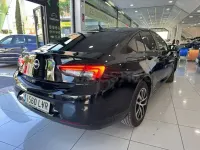 Usado Opel Insignia Edition 122 CV (89 kW) 2021 Negro Berlina