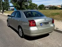 Usado Toyota Avensis Sol 129 CV (94 kW) 2006 Gris / plata Berlina