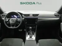 Usado Skoda Superb SportLine 150 CV (110 kW) 2023 Gris Berlina
