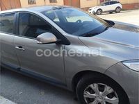 Usado Renault Mégane GrandTour Dynamique 110 CV (80 kW) 2010 Marrón Familiar