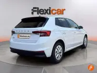 Usado Skoda Fabia Selection 115 CV (84 kW) 2025 Blanco Utilitario
