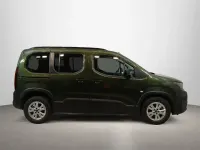 Usado Peugeot Rifter Allure 101 CV (74 kW) 2024 Verde Monovolumen