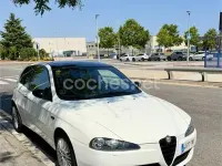 Usado Alfa Romeo 147 Distinctive 150 CV (110 kW) 2007 Blanco Utilitario