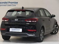 Usado Hyundai i30 100 CV (73 kW) 2024 Negro