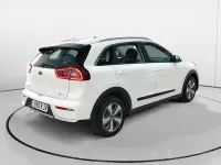 Usado Kia Niro 141 CV (103 kW) 2018 Blanco SUV