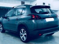 Usado Peugeot 2008 Allure 120 CV (88 kW) 2017 Gris / plata SUV