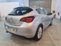 Usado Opel Astra Cosmo 180 CV (132 kW) 2010 Gris / plata Berlina