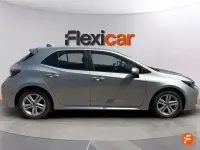 Usado Toyota Corolla Active 122 CV (89 kW) 2022 Gris Berlina