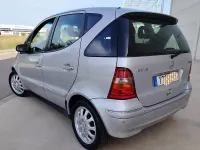 Usado Mercedes A170 Elegance 95 CV (69 kW) 2003 Gris / plata Monovolumen