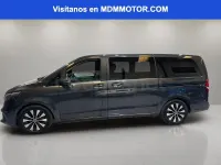 Usado Mercedes V220 Avantgarde 163 CV (119 kW) 2022 Gris / plata Monovolumen