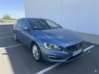 Usado Volvo V60 Momentum 115 CV (84 kW) 2013 Azul Familiar