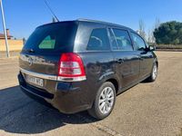 Usado Opel Zafira Family 110 CV (80 kW) 2013 Negro Monovolumen