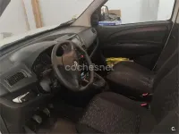 Usado Opel Combo Excellence 105 CV (77 kW) 2014 Blanco Monovolumen