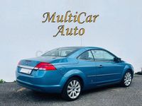Usado Ford Focus Cabriolet Trend 136 CV (100 kW) 2009 Azul Descapotable