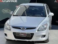 Usado Hyundai i30 Comfort 90 CV (66 kW) 2010 Plateado Utilitario