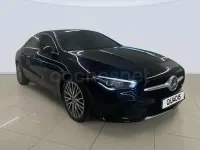 Usado Mercedes CLA200 163 CV (119 kW) 2022 Negro Berlina