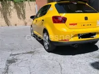 Usado Seat Ibiza Style 105 CV (77 kW) 2009 Amarillo Berlina