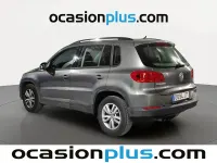 Usado VW Tiguan Advance 122 CV (89 kW) 2015 Gris SUV