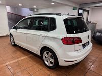 Usado VW Golf Sportsvan Advance 150 CV (110 kW) 2017 Blanco Monovolumen