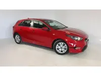 Usado Kia Ceed 101 CV (74 kW) 2022 Rojo Utilitario
