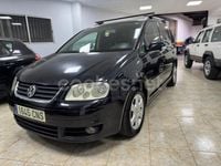 Usado VW Touran Highline 140 CV (102 kW) 2003 Negro Monovolumen