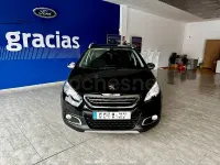 Usado Peugeot 2008 Allure 100 CV (73 kW) 2016 Negro SUV