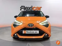 Usado Toyota Aygo X-cite 72 CV (52 kW) 2019 Naranja Utilitario