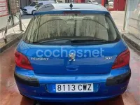 Usado Peugeot 307 90 CV (66 kW) 2004 Azul Berlina